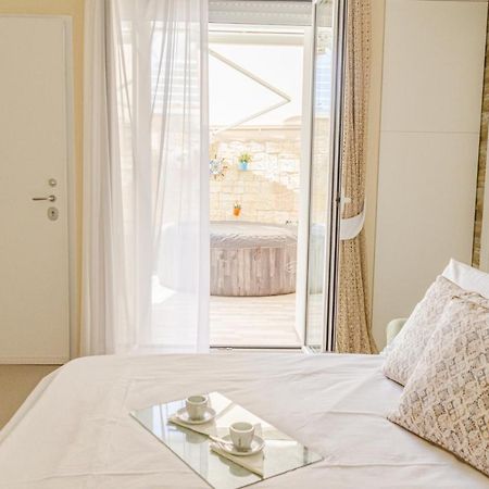 Apulialux Little Jem W Jacuzzi / 180 Steps From Sea Villa Polignano a Mare Eksteriør bilde
