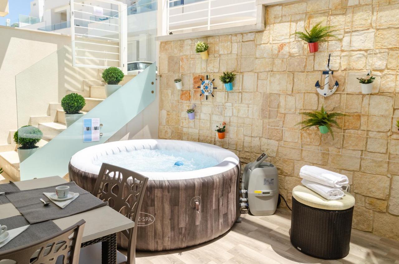 Apulialux Little Jem W Jacuzzi / 180 Steps From Sea Villa Polignano a Mare Eksteriør bilde
