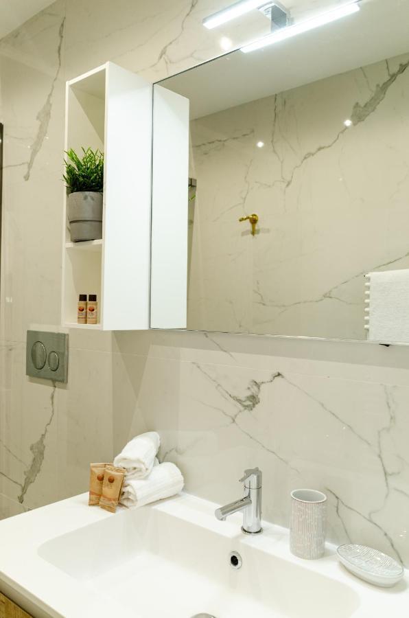 Apulialux Little Jem W Jacuzzi / 180 Steps From Sea Villa Polignano a Mare Eksteriør bilde