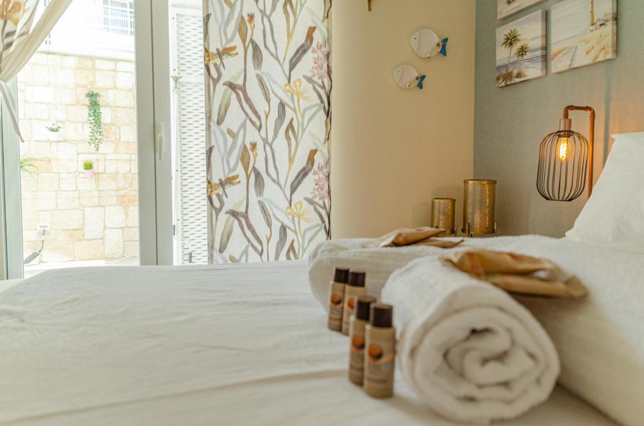 Apulialux Little Jem W Jacuzzi / 180 Steps From Sea Villa Polignano a Mare Eksteriør bilde